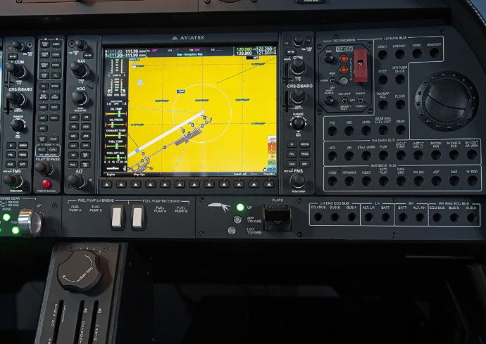 DA42 Simulator Main Instrument Panel
